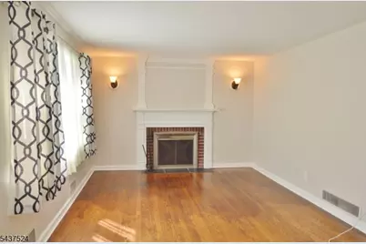 35 Troy Rd, East Hanover Township, NJ 07936 - Photo 2