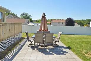 35 Troy Rd, East Hanover Township, NJ 07936 - Photo 18
