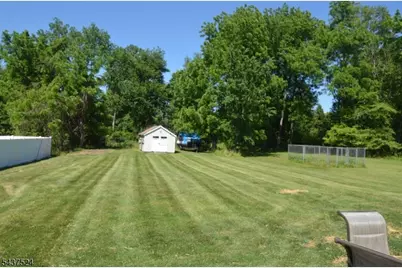 35 Troy Rd, East Hanover Township, NJ 07936 - Photo 20