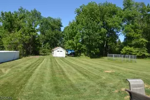 35 Troy Rd, East Hanover Township, NJ 07936 - Photo 20