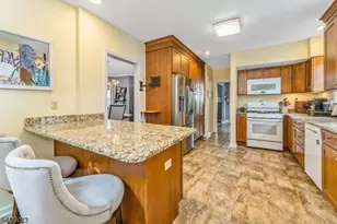 28 Codington Pl, Somerville, NJ 08876 - Photo 10