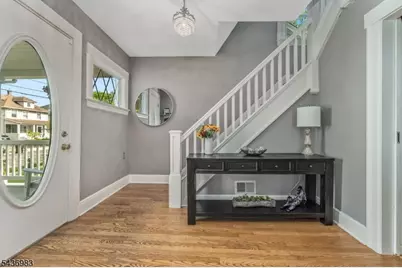 28 Codington Pl, Somerville, NJ 08876 - Photo 4