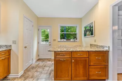 28 Codington Pl, Somerville, NJ 08876 - Photo 12