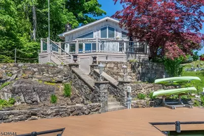 5 Coulter Pl, Hopatcong, NJ 07821 - Photo 2
