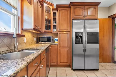 37 Fairway Ave, Belleville, NJ 07109 - Photo 16