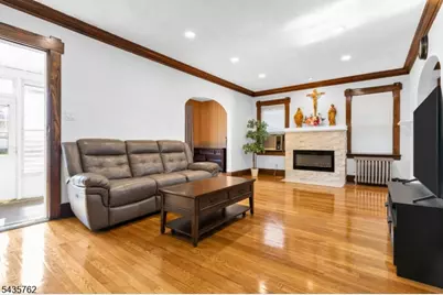 37 Fairway Ave, Belleville, NJ 07109 - Photo 6