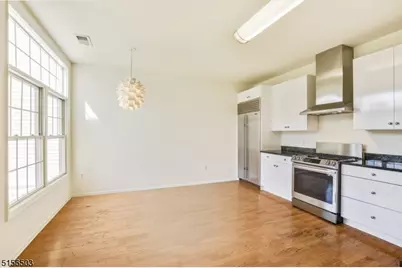 210 Edmonton Ct, Livingston, NJ 07039 - Photo 8
