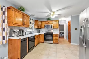 512 Township Line Rd, Hillsborough Township, NJ 08844 - Photo 10
