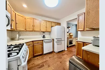 61 Brookside Ln, Mount Arlington, NJ 07856 - Photo 6