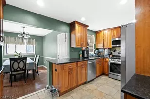 914 Inwood Pl, Rahway, NJ 07065 - Photo 8