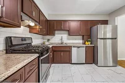 6 B John F Goellner Dr. #6B, Raritan, NJ 08869 - Photo 4