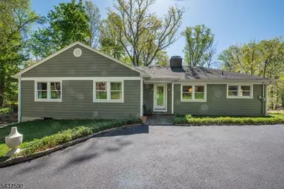 28 Headley Rd, Morristown, NJ 07960 - Photo 1