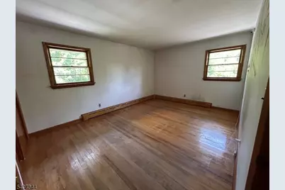 71 Walnut Ave, Franklin Township, NJ 08873 - Photo 10