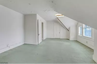 16 N Mountain Ave, Montclair, NJ 07042 - Photo 30