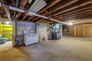 16 N Mountain Ave, Montclair, NJ 07042 - Photo 40