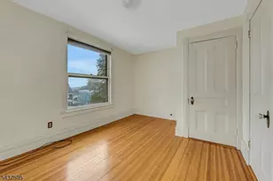 16 N Mountain Ave, Montclair, NJ 07042 - Photo 26