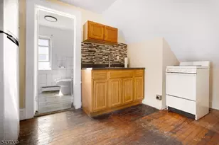 98 Delmar Pl, Irvington, NJ 07111 - Photo 30