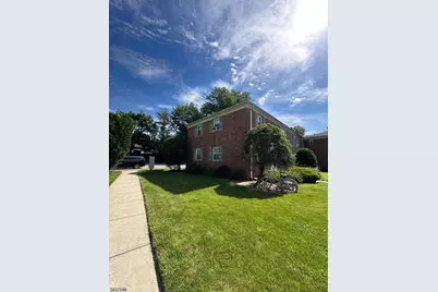 43 Conforti Ave #86, West Orange Township, NJ 07052 - Photo 2