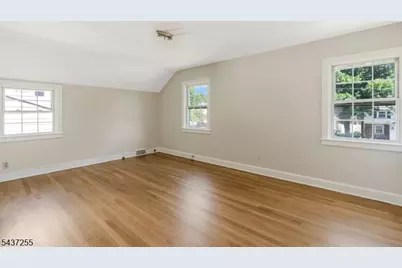 28 E Young St, Somerville, NJ 08876 - Photo 16