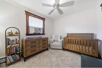 374 Diamond Bridge Ave, Hawthorne, NJ 07506 - Photo 18