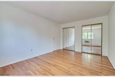 55 Gill Ln, Woodbridge Township, NJ 08830 - Photo 20