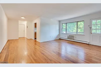 55 Gill Ln, Woodbridge Township, NJ 08830 - Photo 6