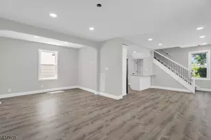956 Adams Ave, Elizabeth, NJ 07201 - Photo 4