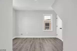 956 Adams Ave, Elizabeth, NJ 07201 - Photo 14