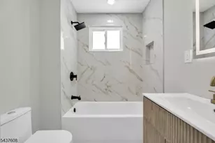956 Adams Ave, Elizabeth, NJ 07201 - Photo 16