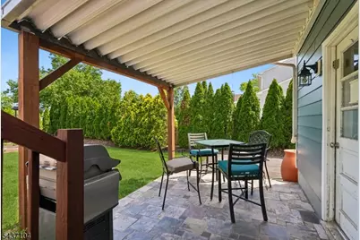 30 Manville Blvd, Bridgewater, NJ 08807 - Photo 20