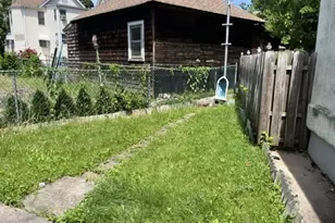 22 Drake St, Bound Brook, NJ 08805 - Photo 4