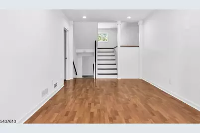 23 Colonial Dr, Bayonne, NJ 07002 - Photo 32
