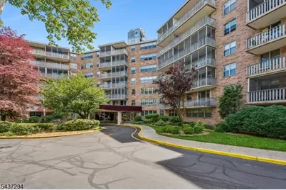 530 Valley Road C00 #2V, Montclair, NJ 07043 - Photo 14