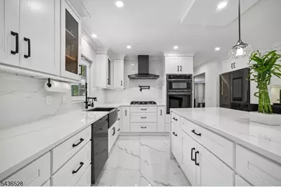 36 Ivy Pl, Wayne, NJ 07470 - Photo 10