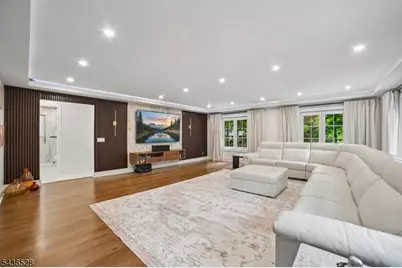 36 Ivy Pl, Wayne, NJ 07470 - Photo 4