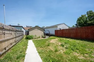 21 Henderson St, Phillipsburg, NJ 08865 - Photo 14