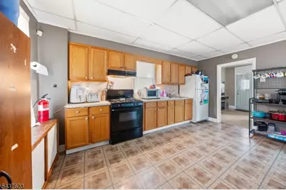 21 Henderson St, Phillipsburg, NJ 08865 - Photo 6