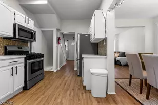 41 Coit St, Irvington, NJ 07111 - Photo 8