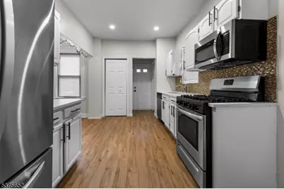 41 Coit St, Irvington, NJ 07111 - Photo 10