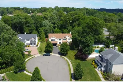 18 Dehart Ct, Wayne, NJ 07470 - Photo 46