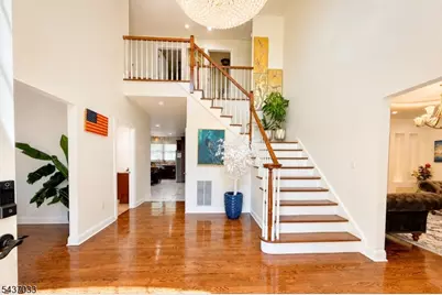 18 Dehart Ct, Wayne, NJ 07470 - Photo 2