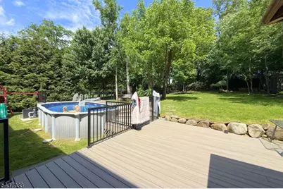 18 Dehart Ct, Wayne, NJ 07470 - Photo 42