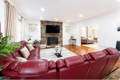 18 Dehart Ct, Wayne, NJ 07470 - Photo 10