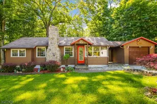 134 Birch Rd, Vernon, NJ 07422 - Photo 2