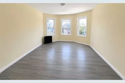 955 Madison Ave #3, Paterson, NJ 07501 - Photo 4