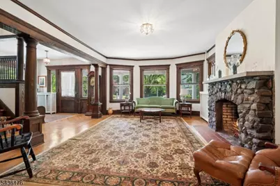 261 Beechwood Ave, Middlesex, NJ 08846 - Photo 6