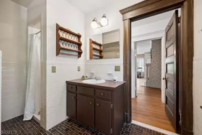 261 Beechwood Ave, Middlesex, NJ 08846 - Photo 24