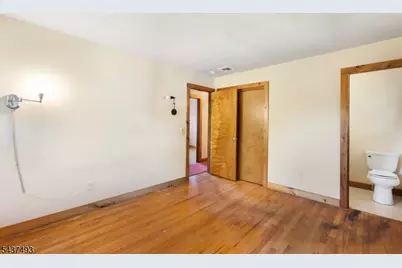 604 E Vail Rd, Roxbury Township, NJ 07850 - Photo 10