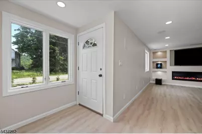 129 Owens Station Rd, Vernon, NJ 07418 - Photo 8
