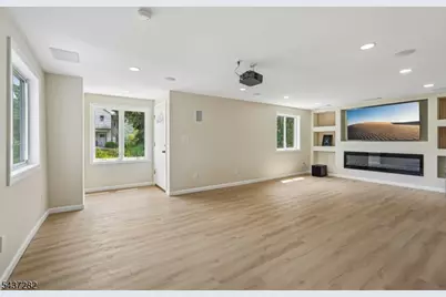 129 Owens Station Rd, Vernon, NJ 07418 - Photo 6